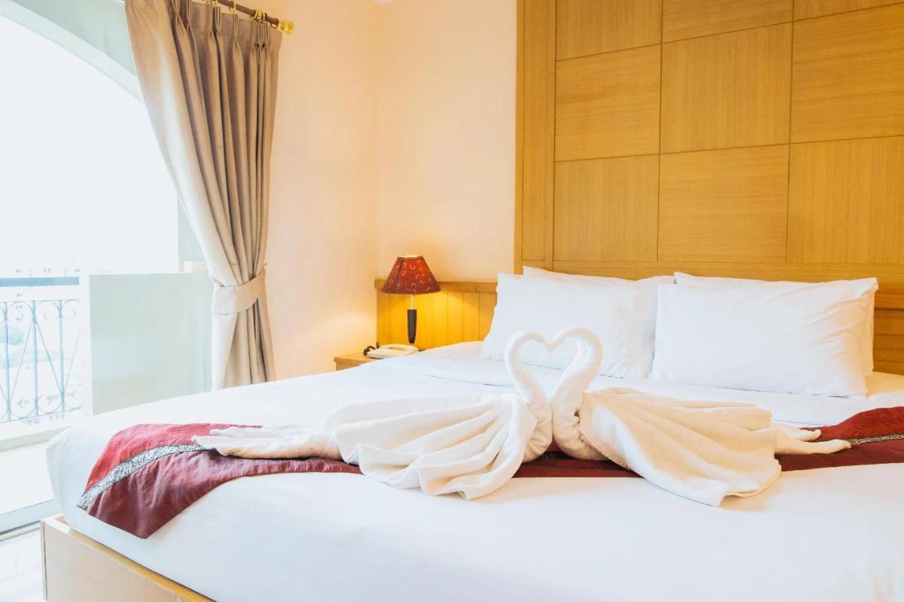 Metro Point Bangkok Hotell Eksteriør bilde