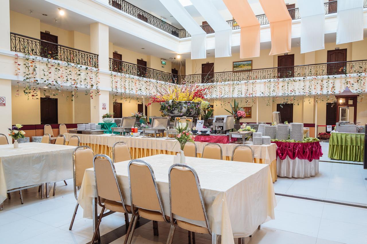 Metro Point Bangkok Hotell Eksteriør bilde